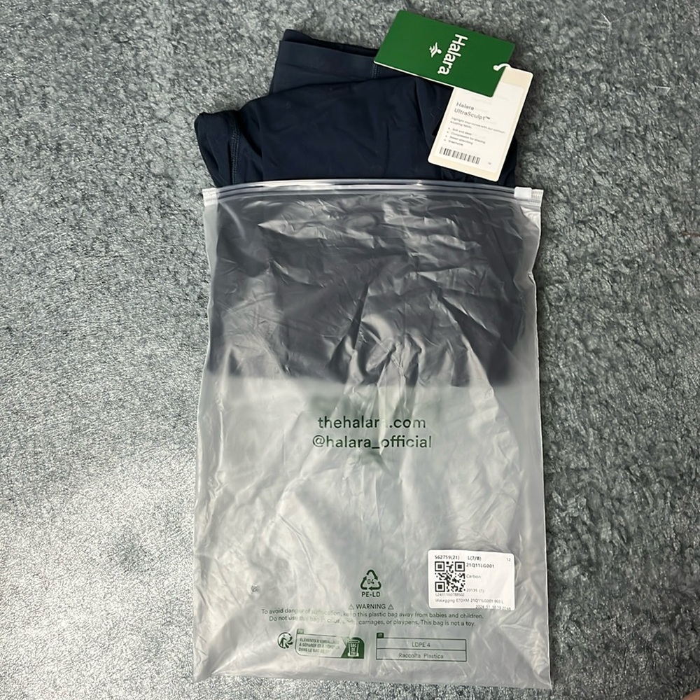 NWT HALARA ULTRASCULPT HIGH WAISTED LEGGINGS SIZE LARGE